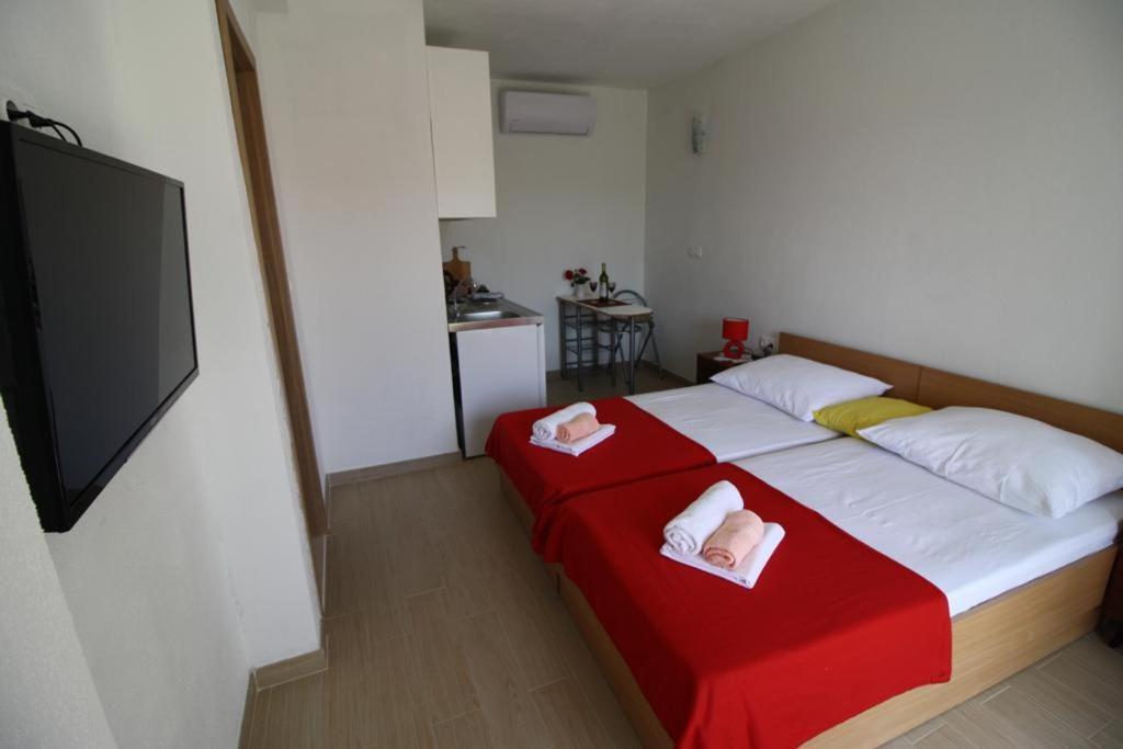 Apartment Gita Sumartin Eksteriør bilde